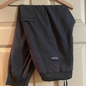 Medium pewter med couture jogger scrubs